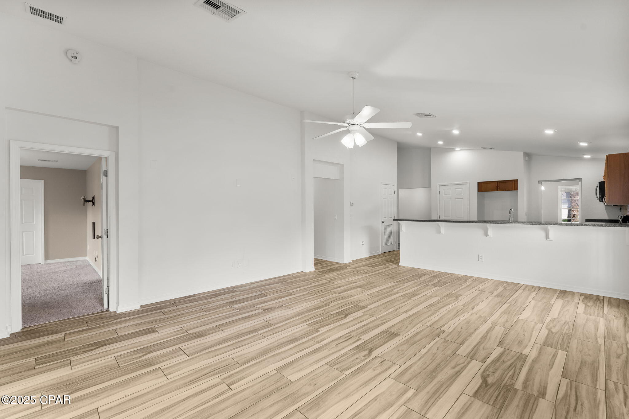 Image 16 For 108 Kensington Circle