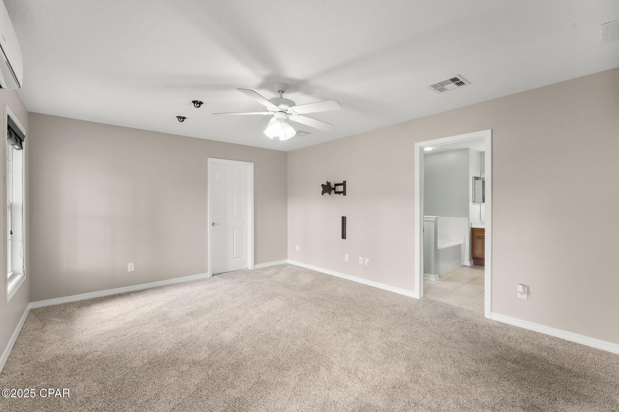 Image 30 For 108 Kensington Circle