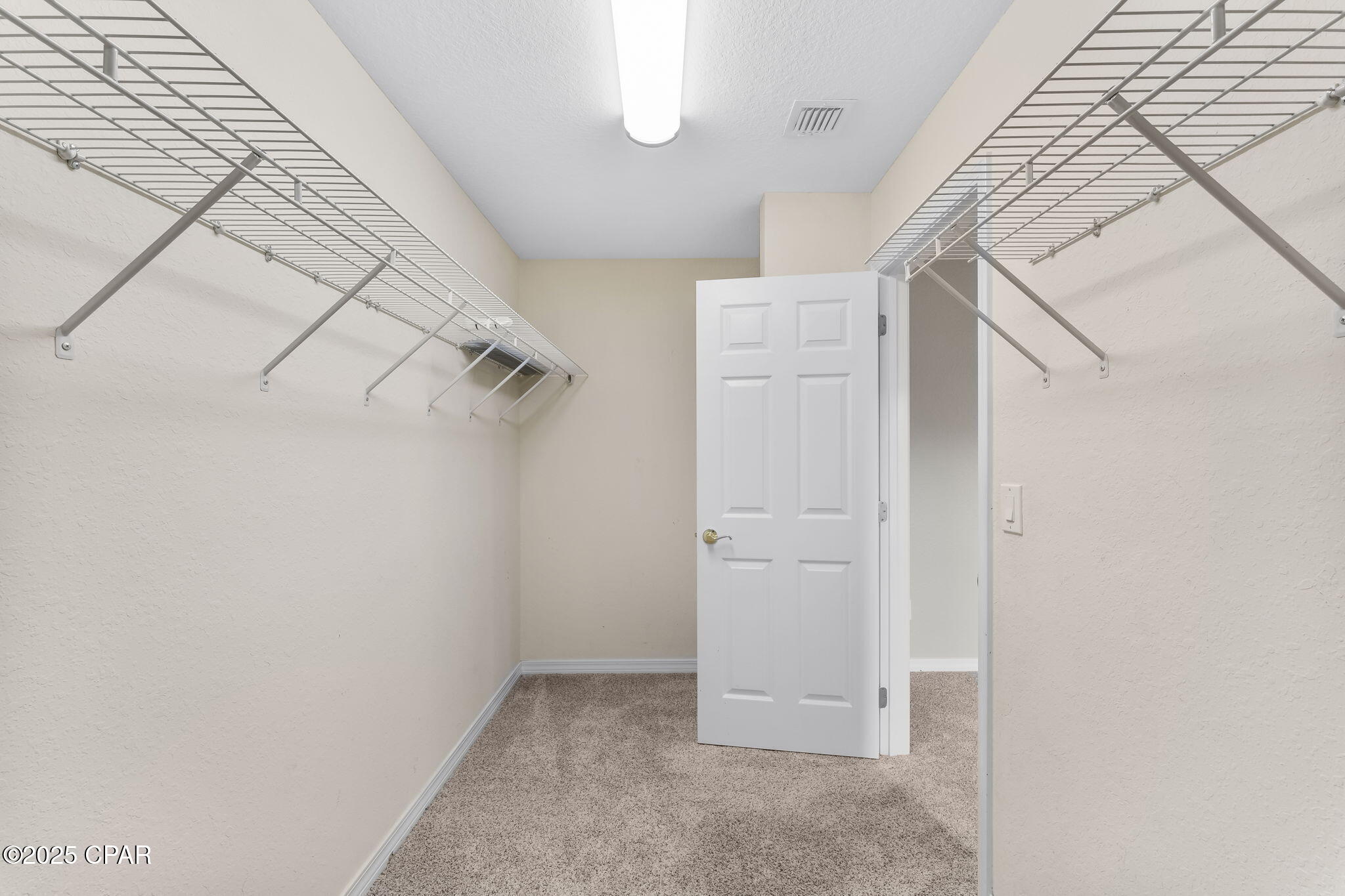 Image 32 For 108 Kensington Circle
