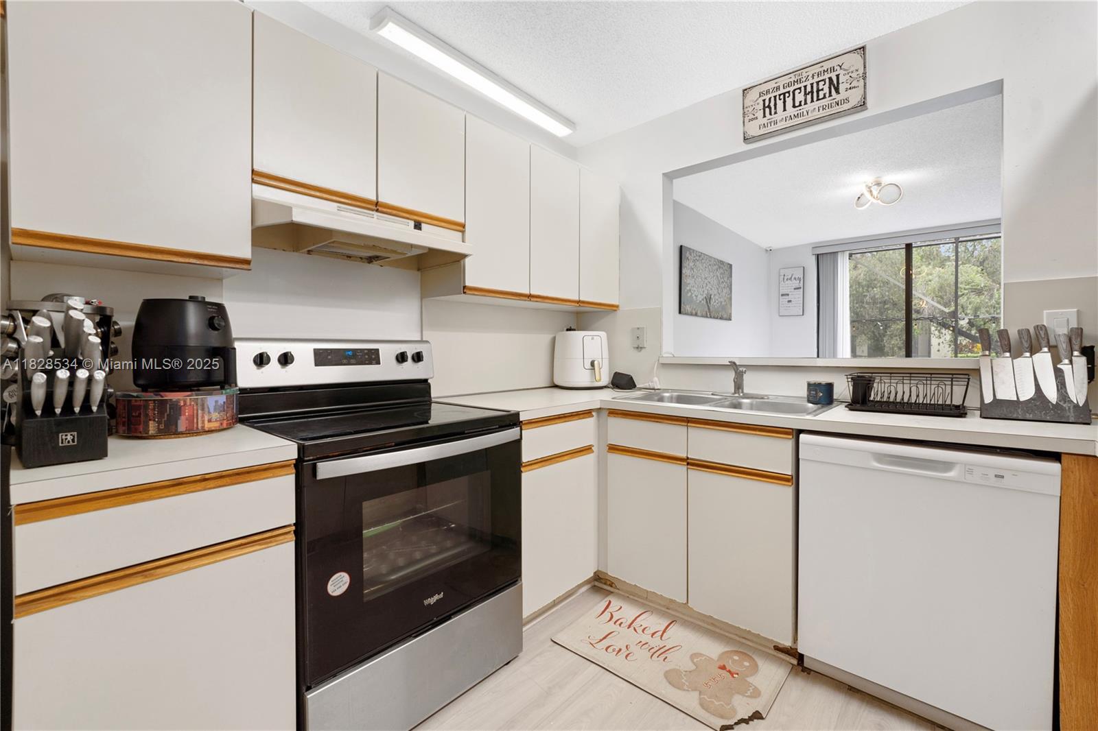 Property photo # 5