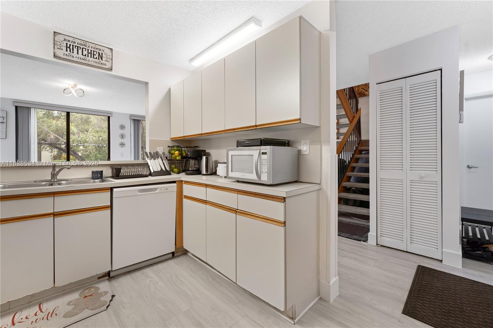 Property photo # 3