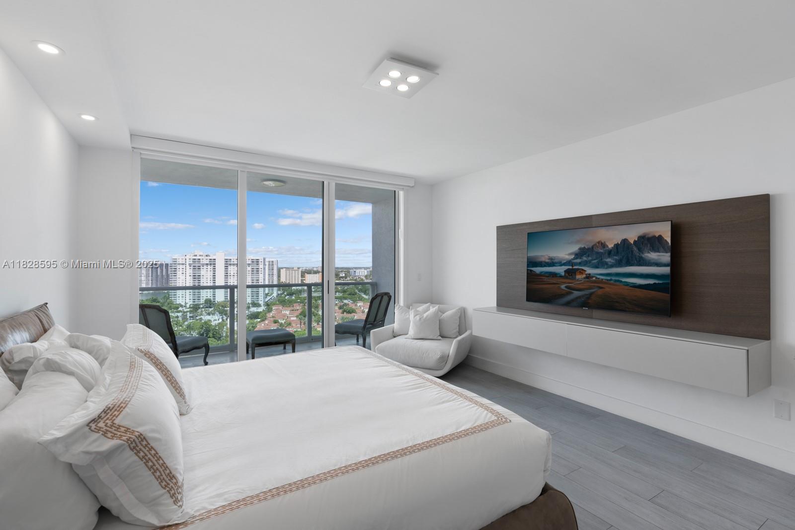 3301 NE 183rd St #1803, Aventura FL 33160