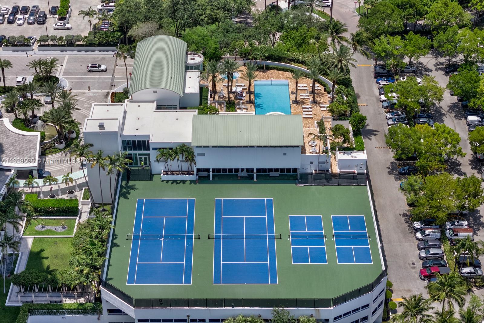 3301 NE 183rd St #1803, Aventura FL 33160