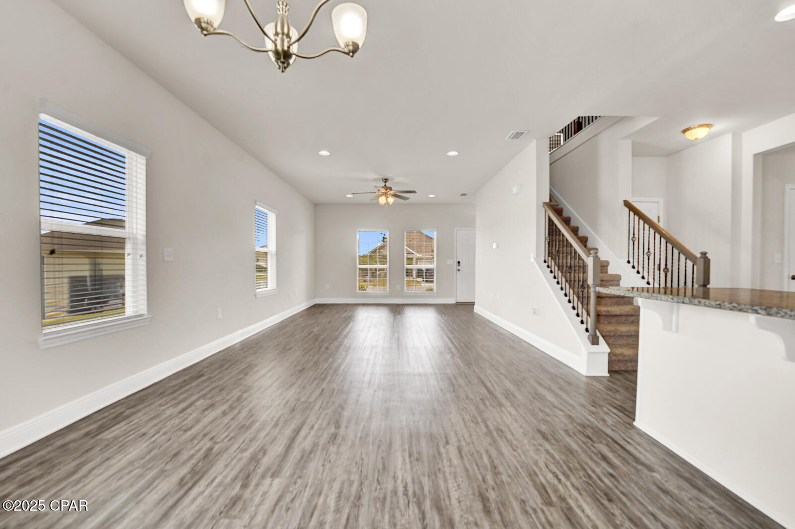 Image 13 For 140 Shoreview Drive