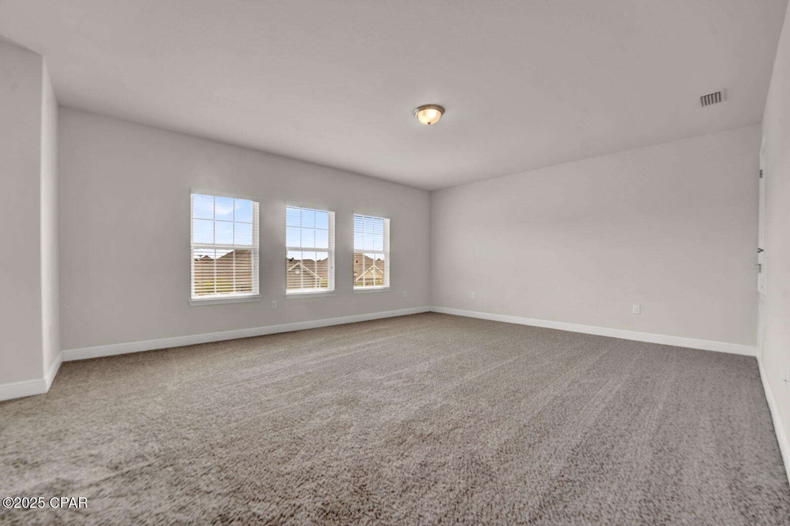Image 24 For 140 Shoreview Drive