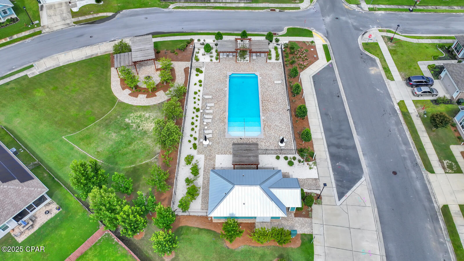 Image 3 For 140 Shoreview Drive