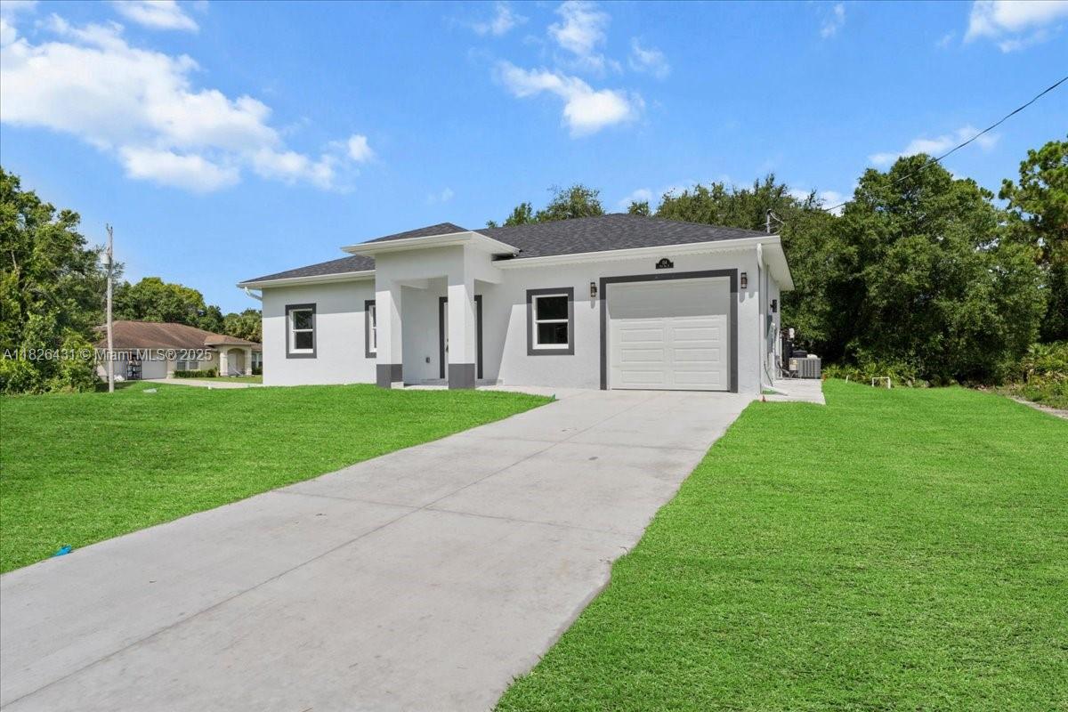 134 Fox Ave S, Lehigh Acres, Florida image 2