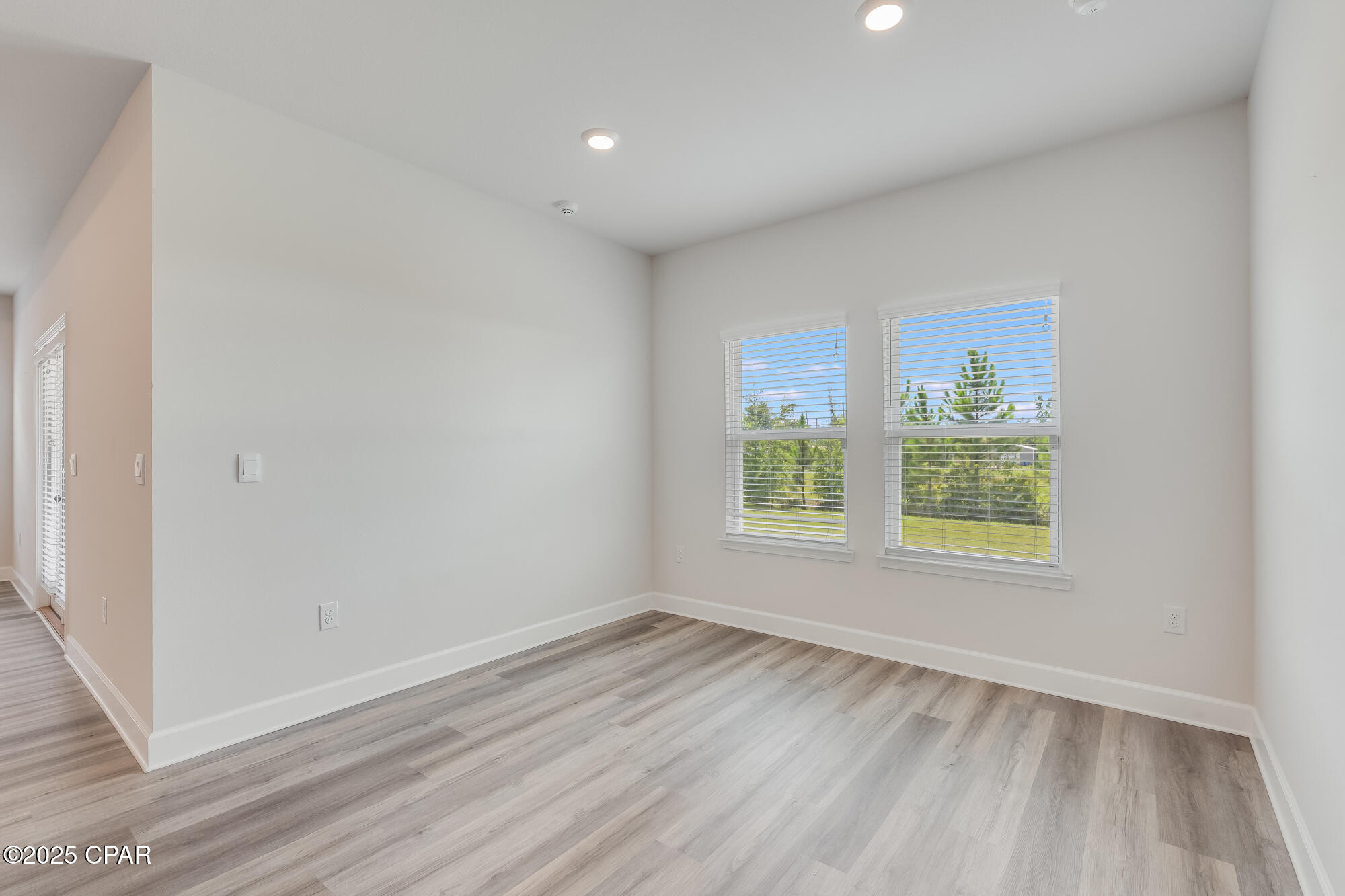 Image 20 For 3052 Willie Drive