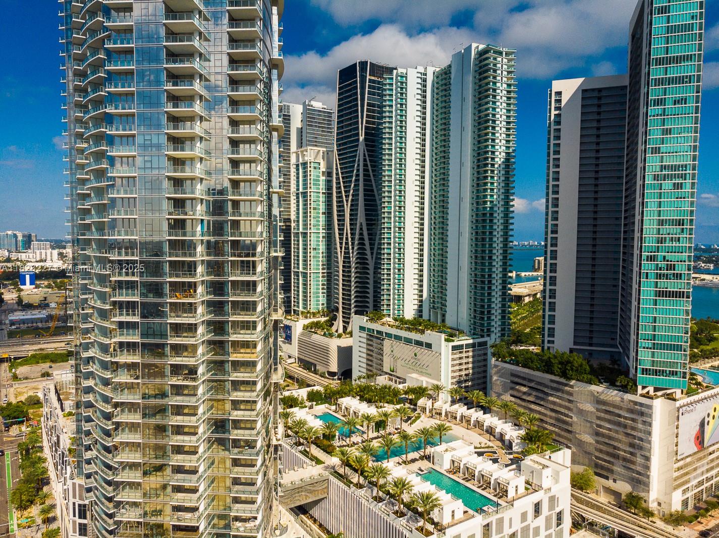 851 NE 1st Ave #1505, Miami FL 33132