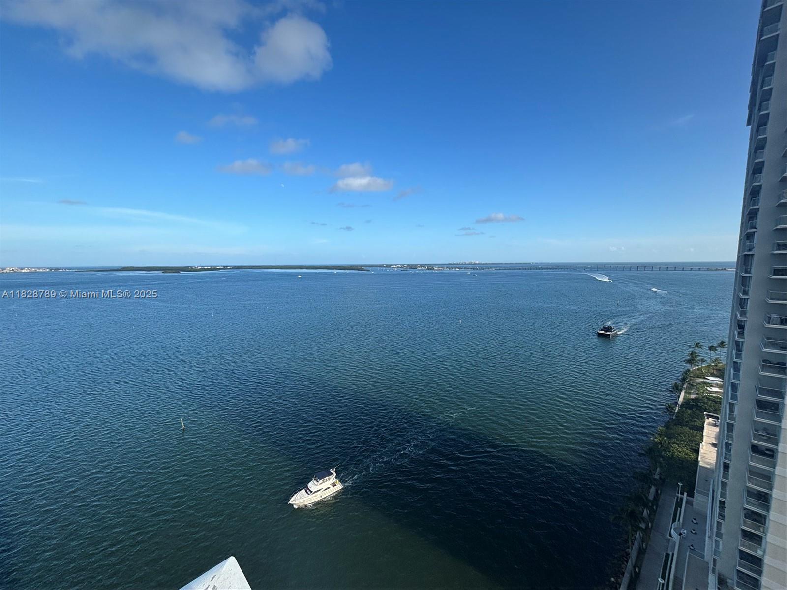 770 Claughton Island Dr #2116, Miami FL 33131