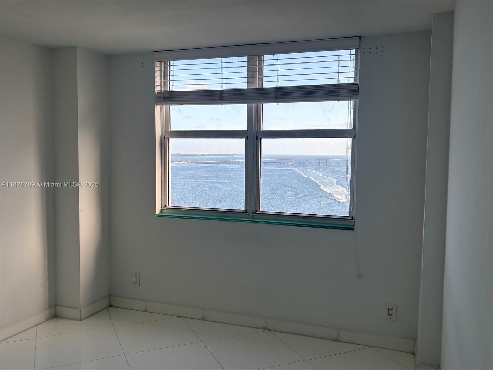 770 Claughton Island Dr #2116, Miami FL 33131