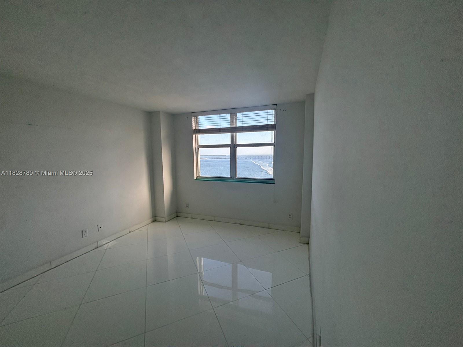 770 Claughton Island Dr #2116, Miami FL 33131