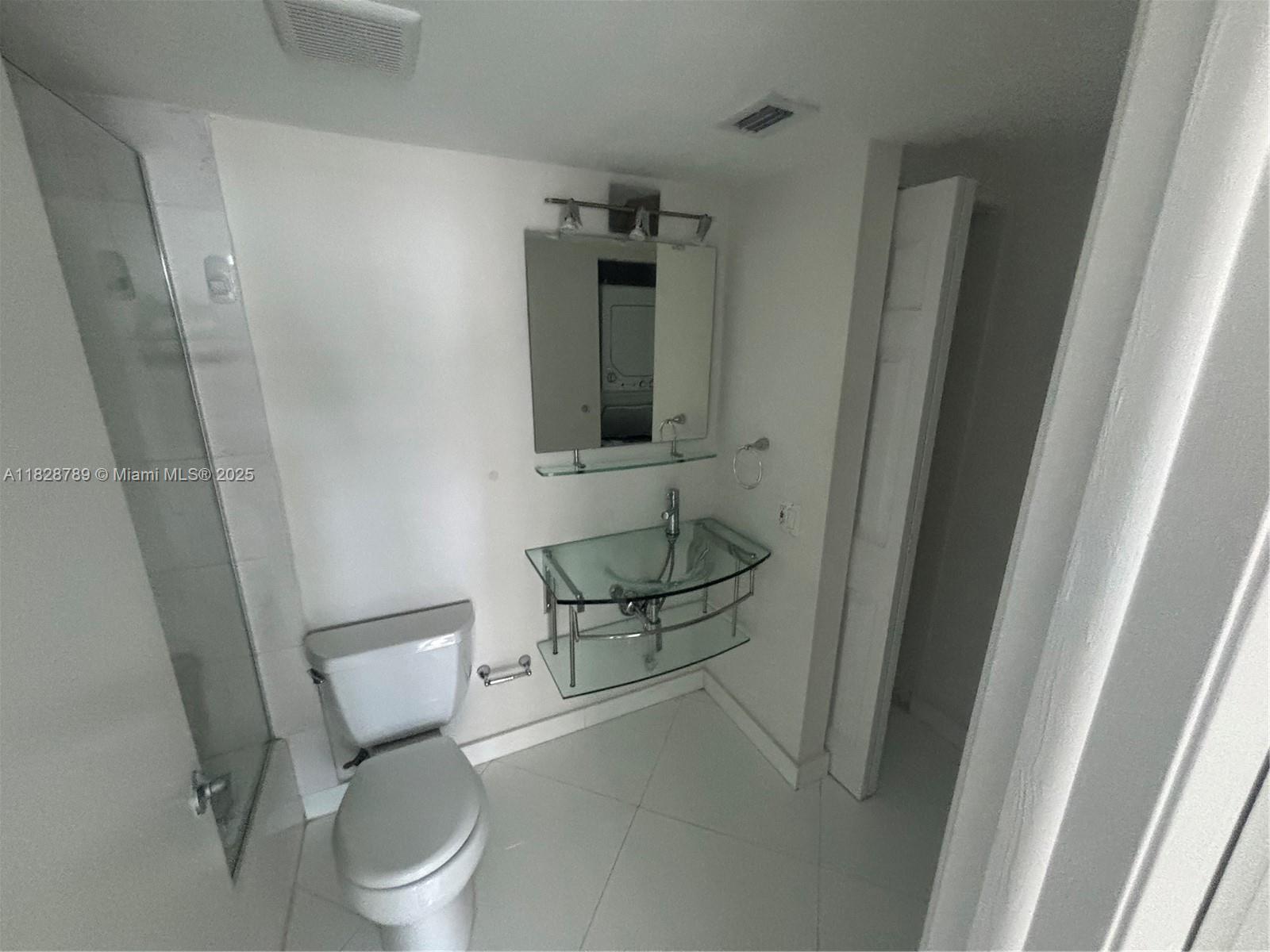770 Claughton Island Dr #2116, Miami FL 33131
