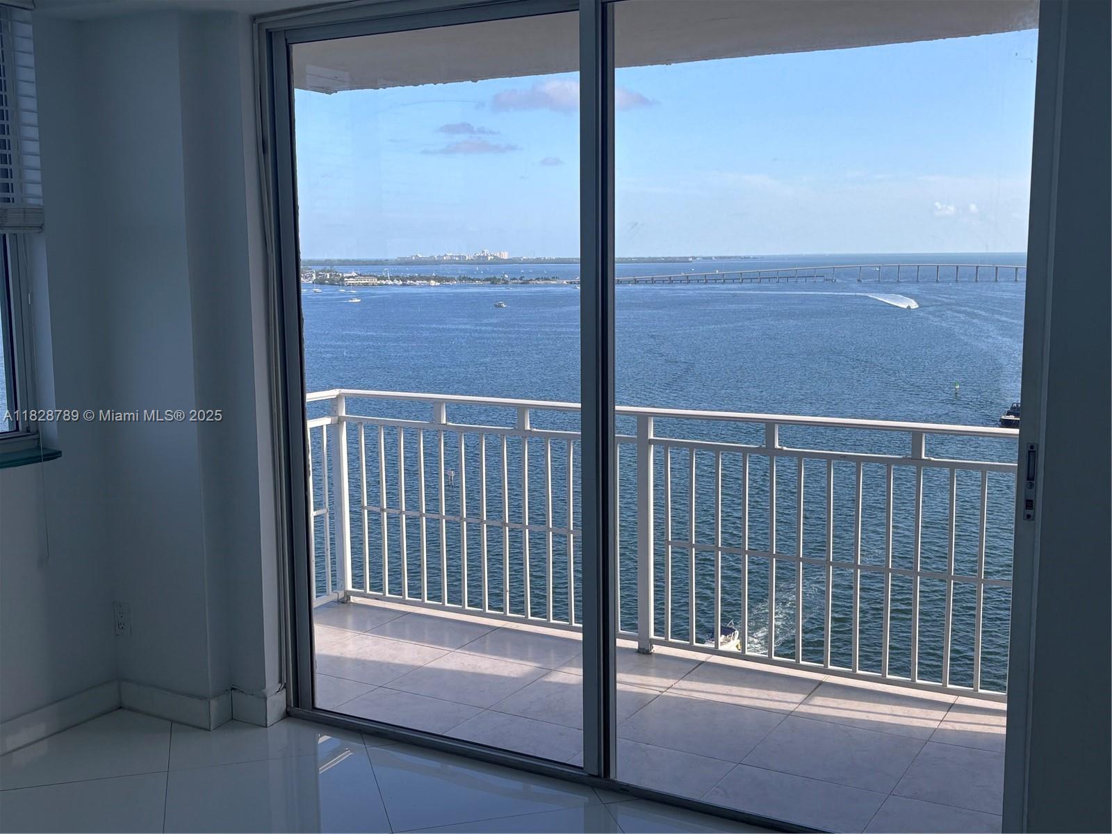 770 Claughton Island Dr #2116, Miami FL 33131