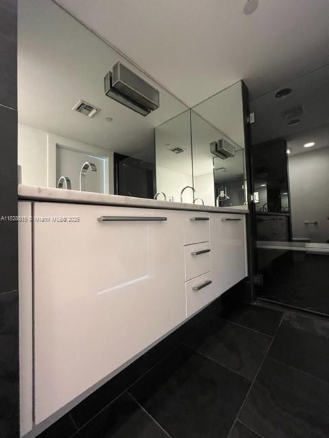 900 Biscayne Blvd #405, Miami FL 33132