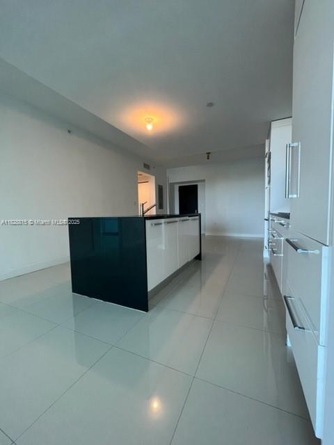 900 Biscayne Blvd #405, Miami FL 33132