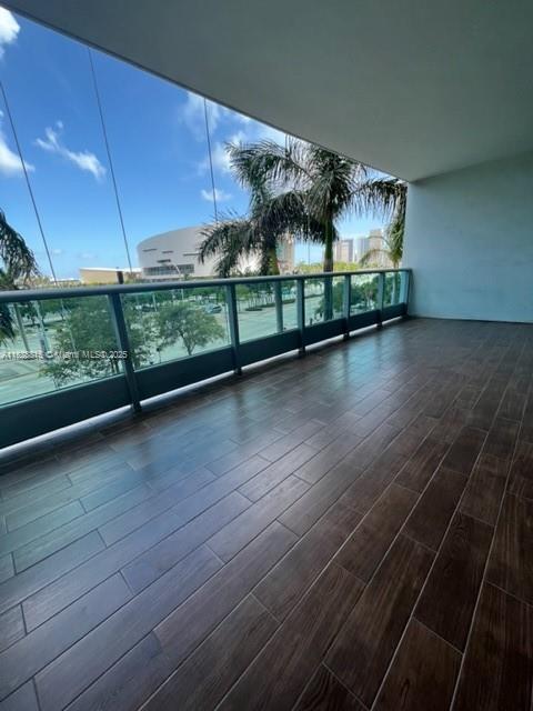900 Biscayne Blvd #405, Miami FL 33132