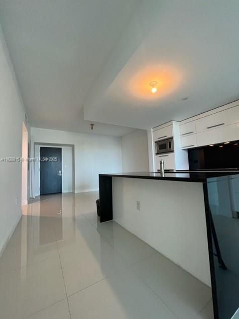 900 Biscayne Blvd #405, Miami FL 33132