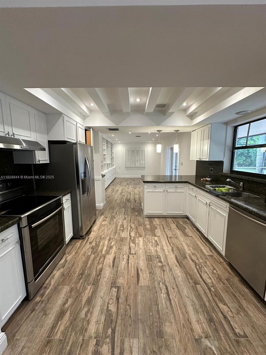 Property photo # 6