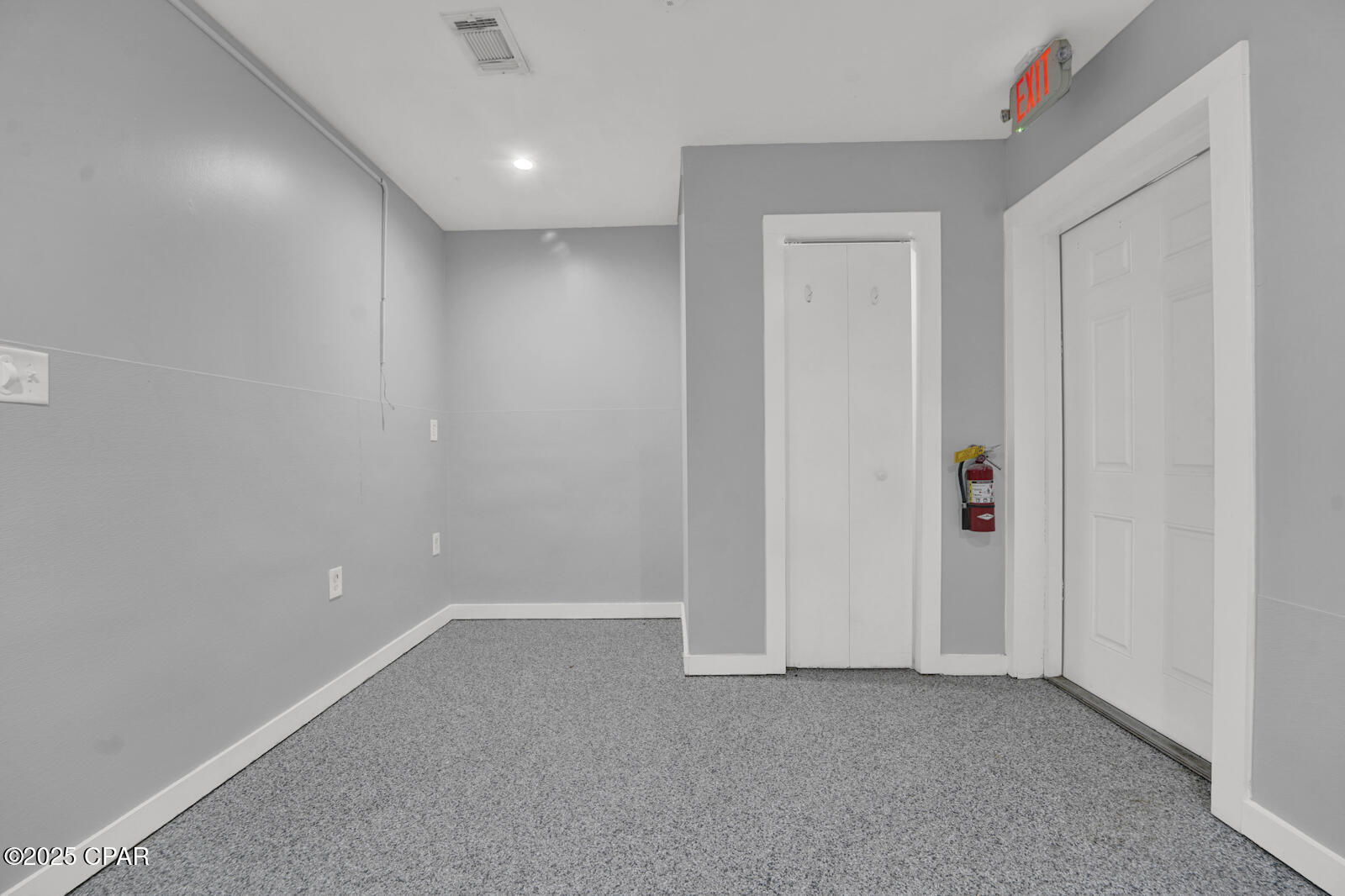 Image 24 For 715-717 Tyndall Parkway