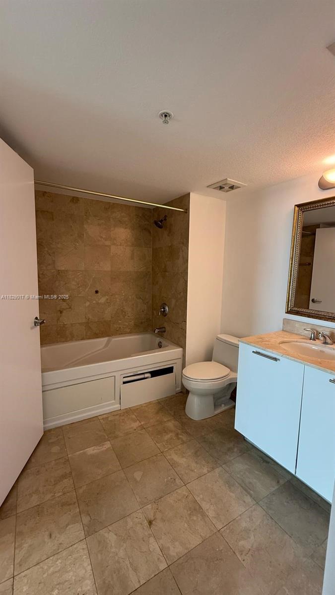 1800 N Bayshore Dr #3106, Miami FL 33132