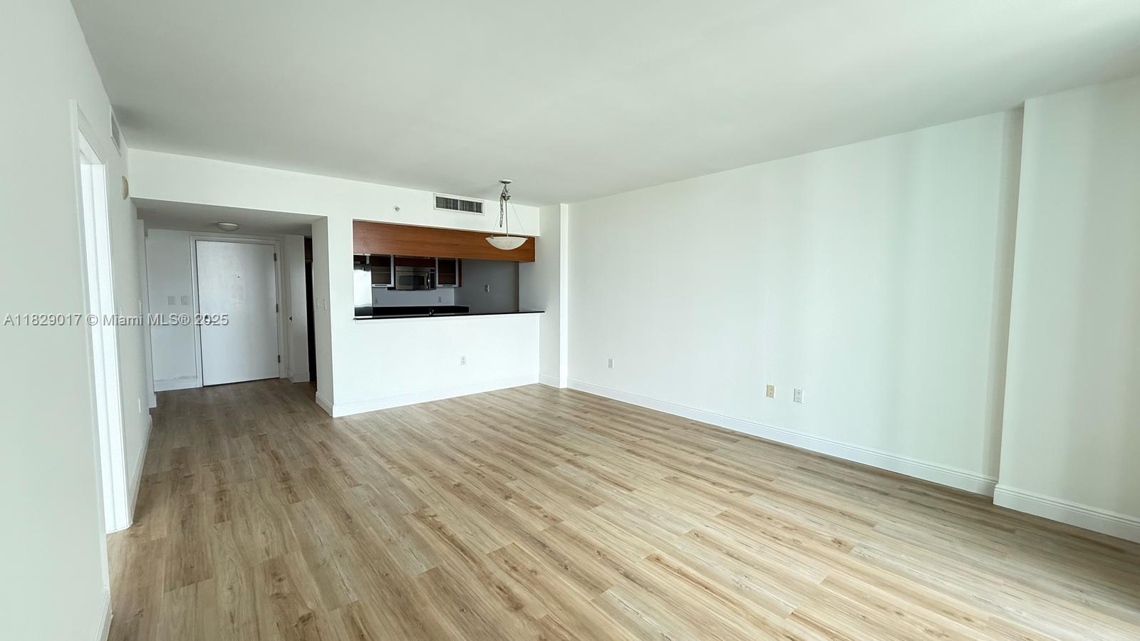 1800 N Bayshore Dr #3106, Miami FL 33132