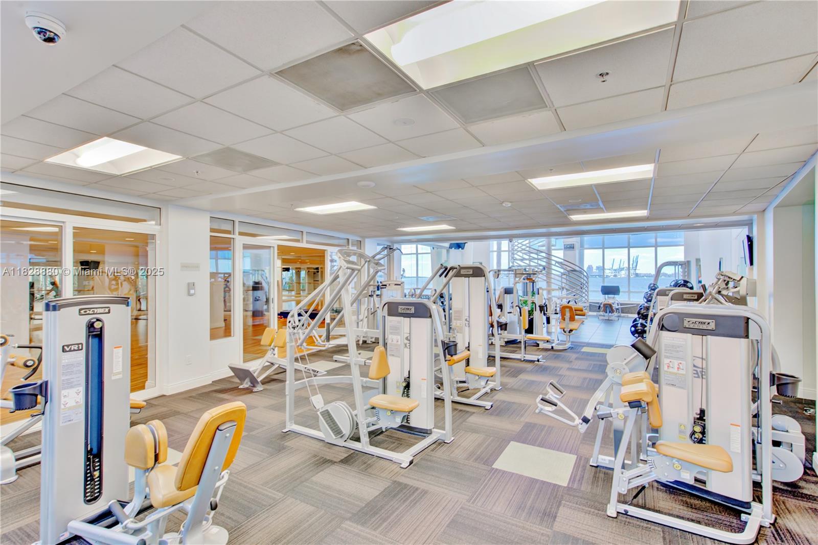 808 Brickell Key Dr #3005, Miami FL 33131