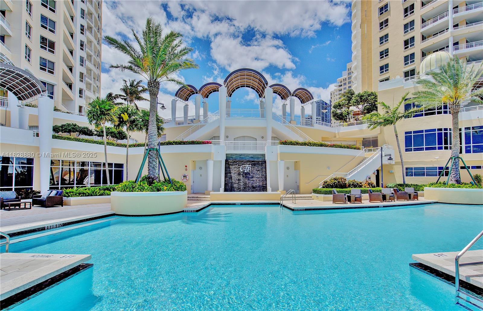808 Brickell Key Dr #3005, Miami FL 33131
