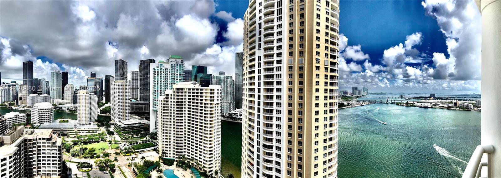 808 Brickell Key Dr #3005, Miami FL 33131