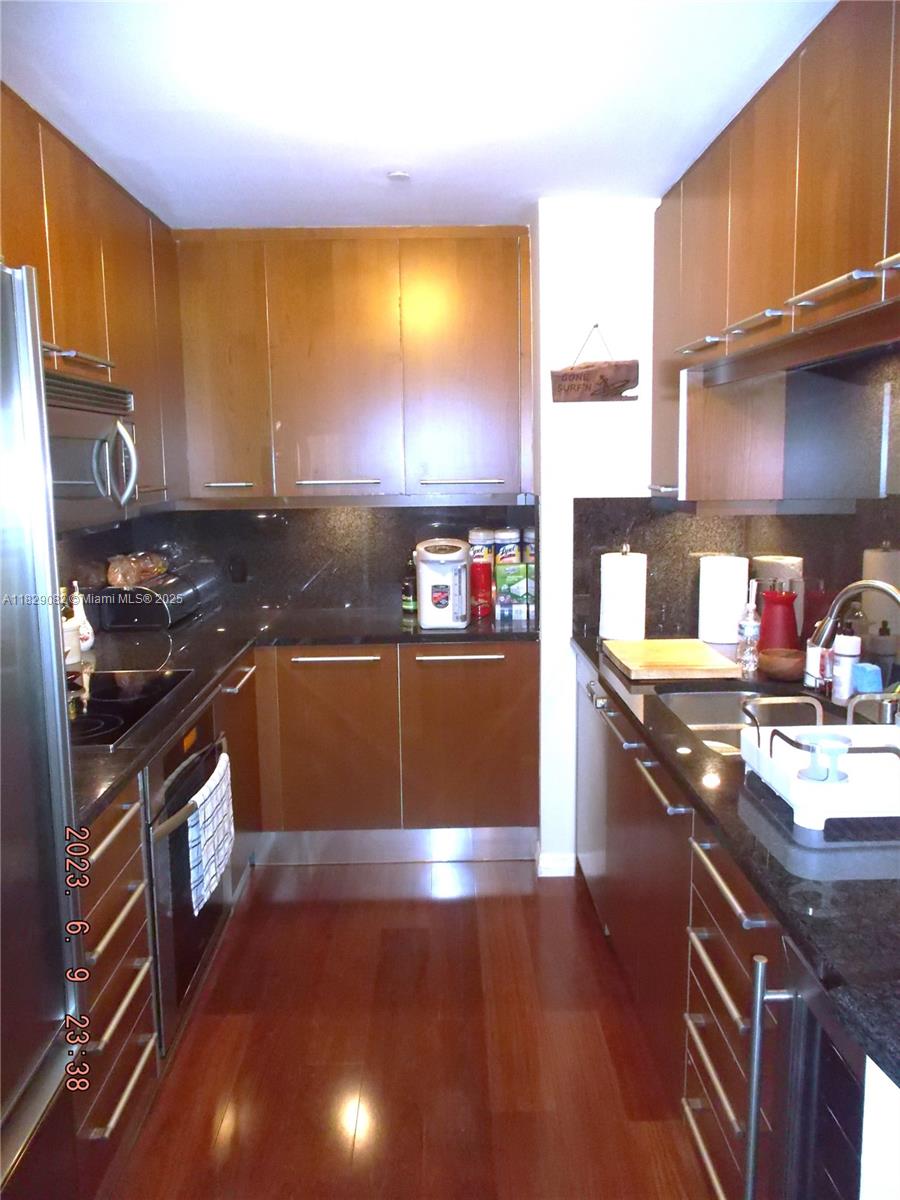 901 Brickell Key Blvd #1201, Miami FL 33131