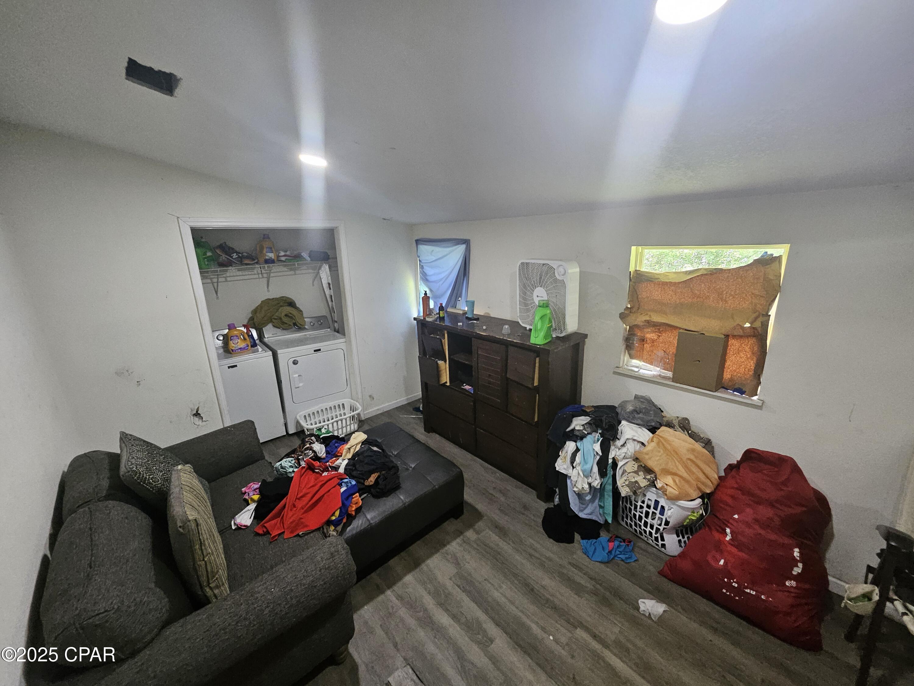 Image 11 For 5205 11 Street