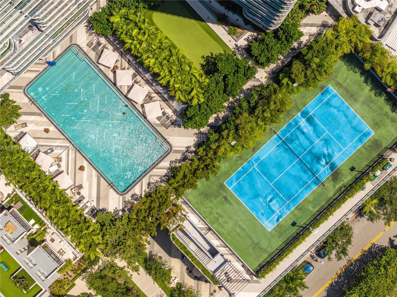 Condo for Sale in Miami, FL