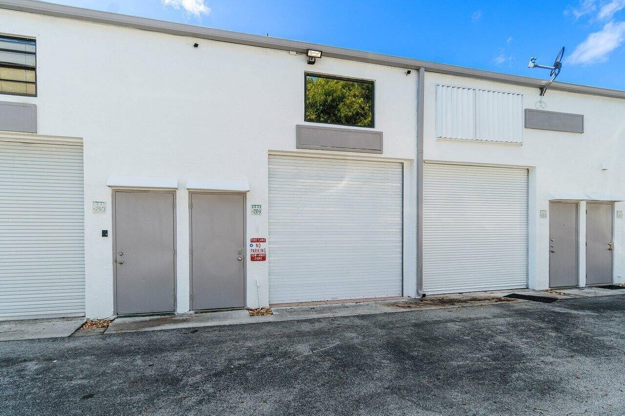 1771 Blount Road 209, Pompano Beach, FL 33069