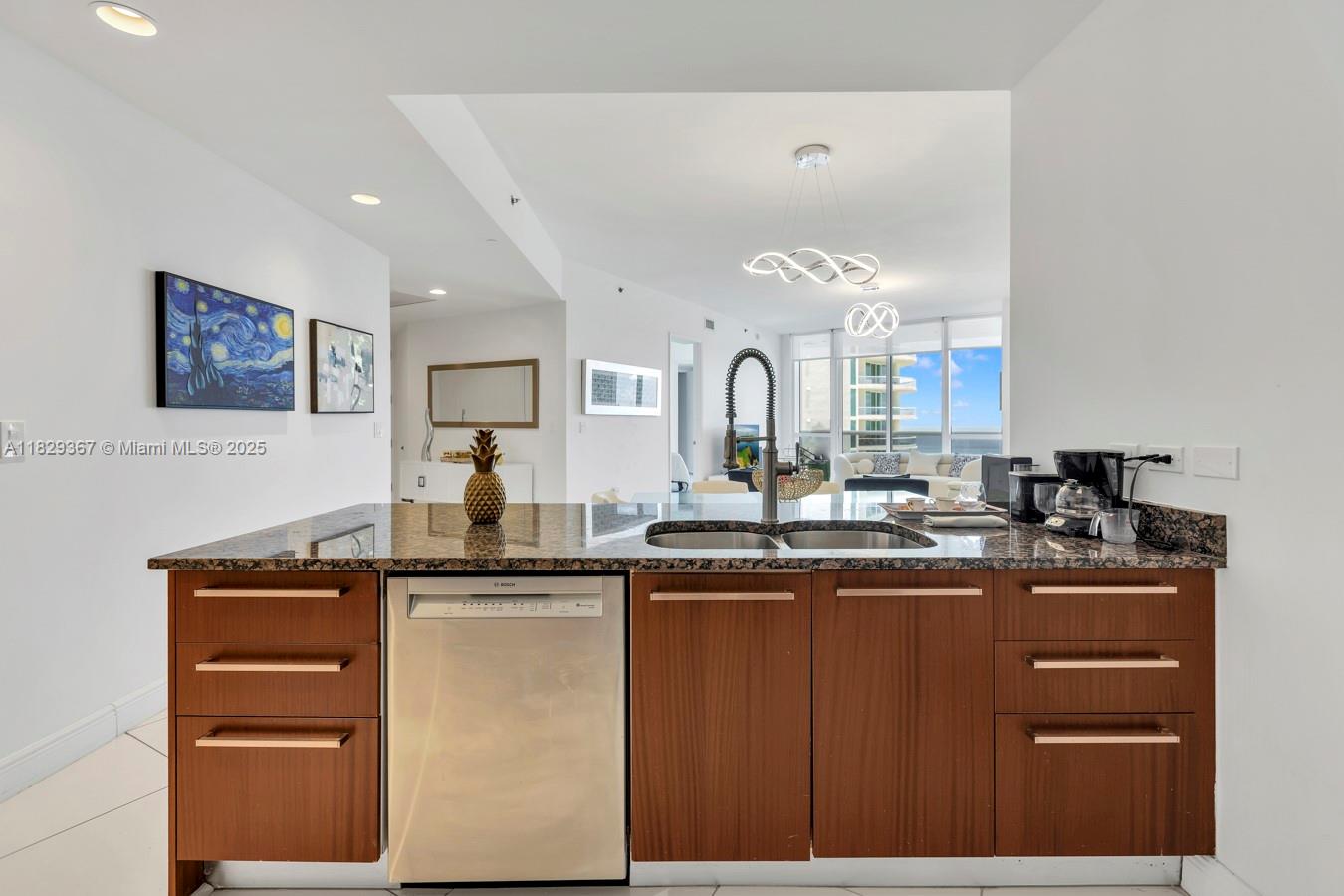 16001 Collins Ave #1903, Sunny Isles Beach FL 33160