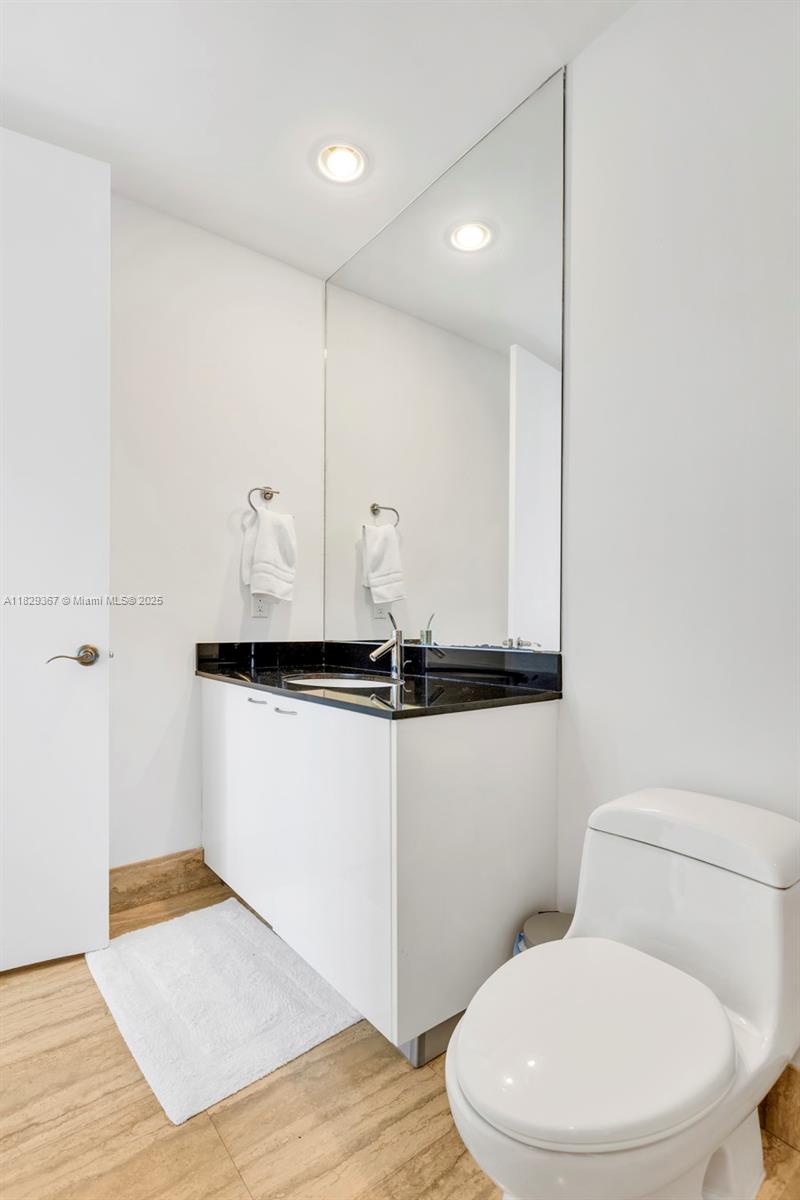16001 Collins Ave #1903, Sunny Isles Beach FL 33160