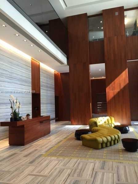 1300 Brickell Bay Dr #2900, Miami FL 33131