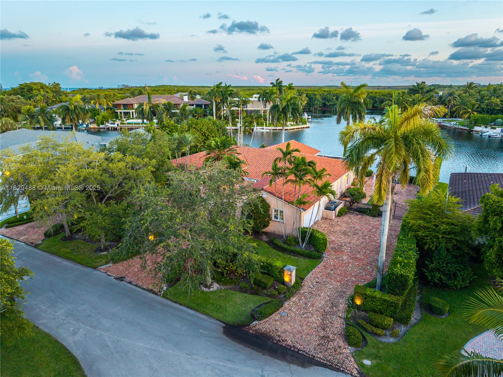 600 Marquesa Dr, Coral Gables, Florida image 8