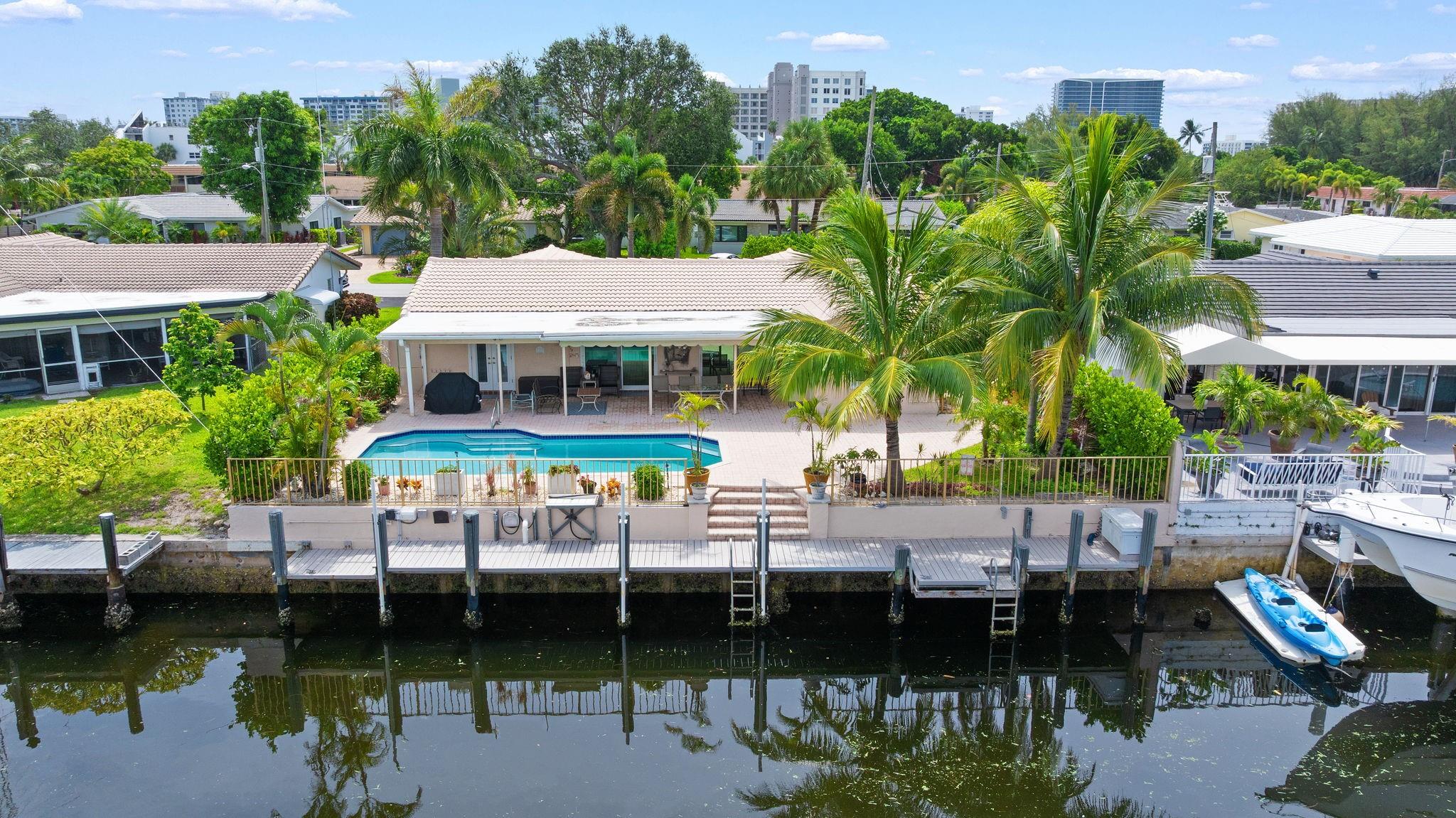 1331 27th Way, Pompano Beach, Florida 33062