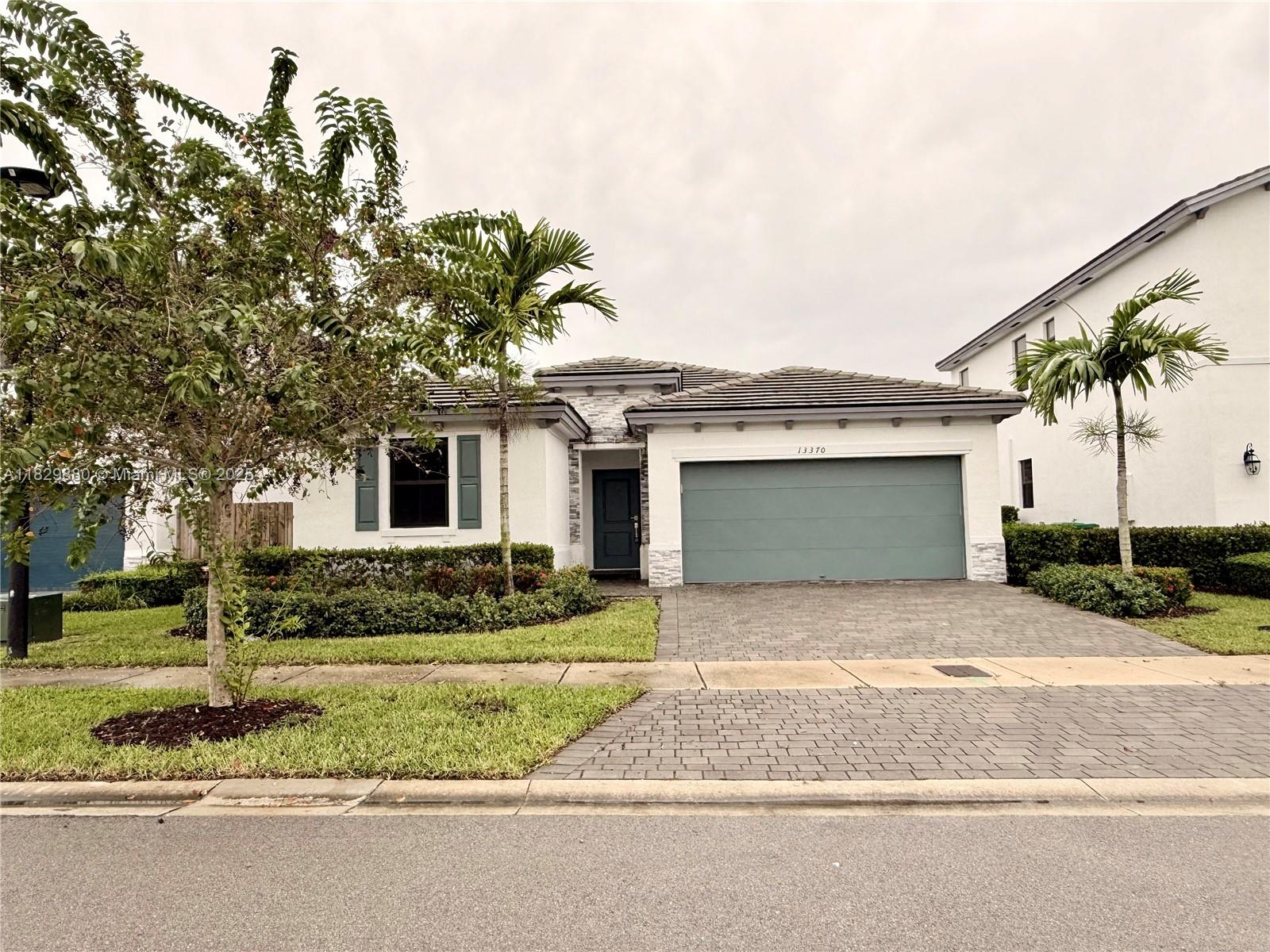 Pine Isle Pine Vista