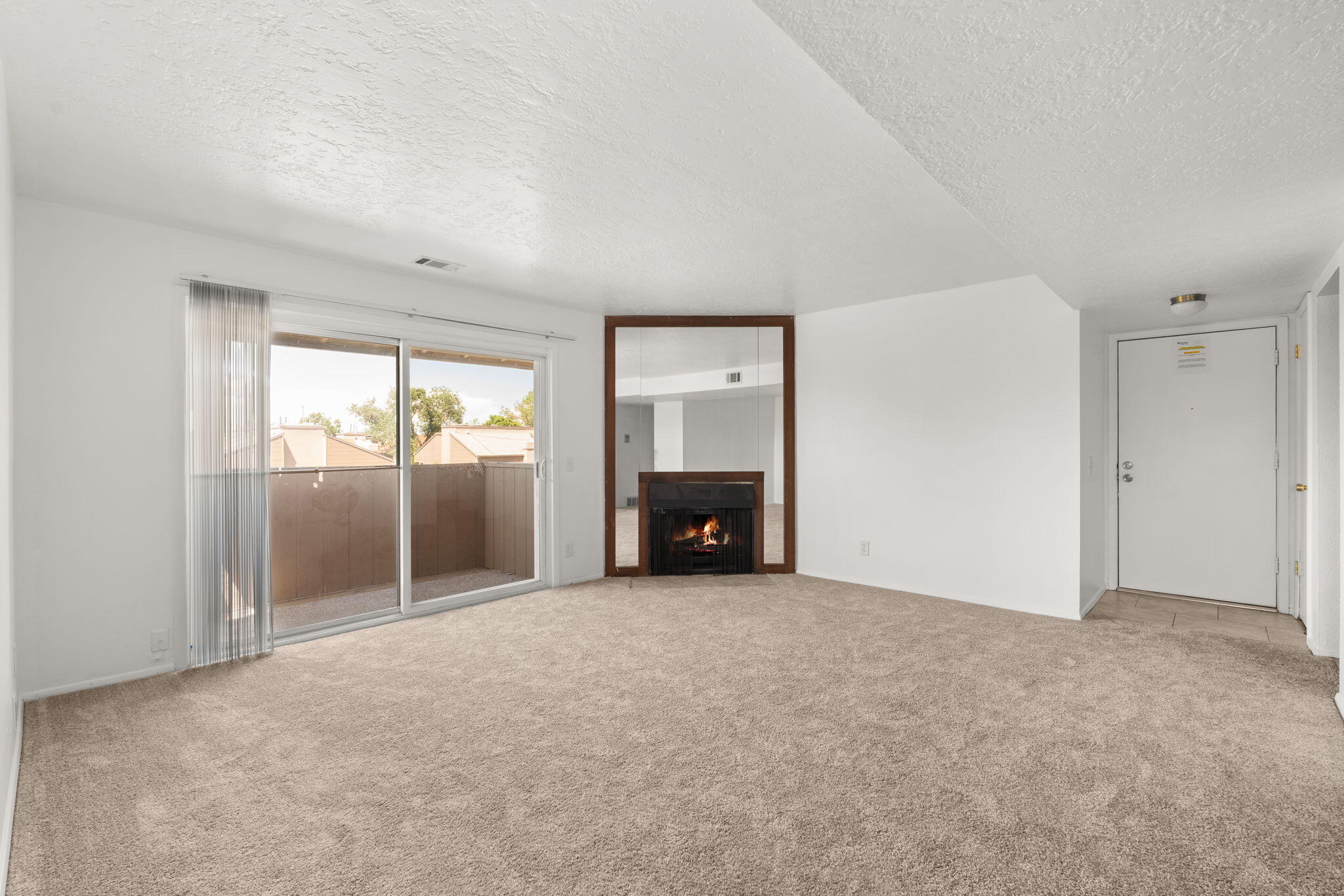 3869 MONTGOMERY Boulevard NE 1636 