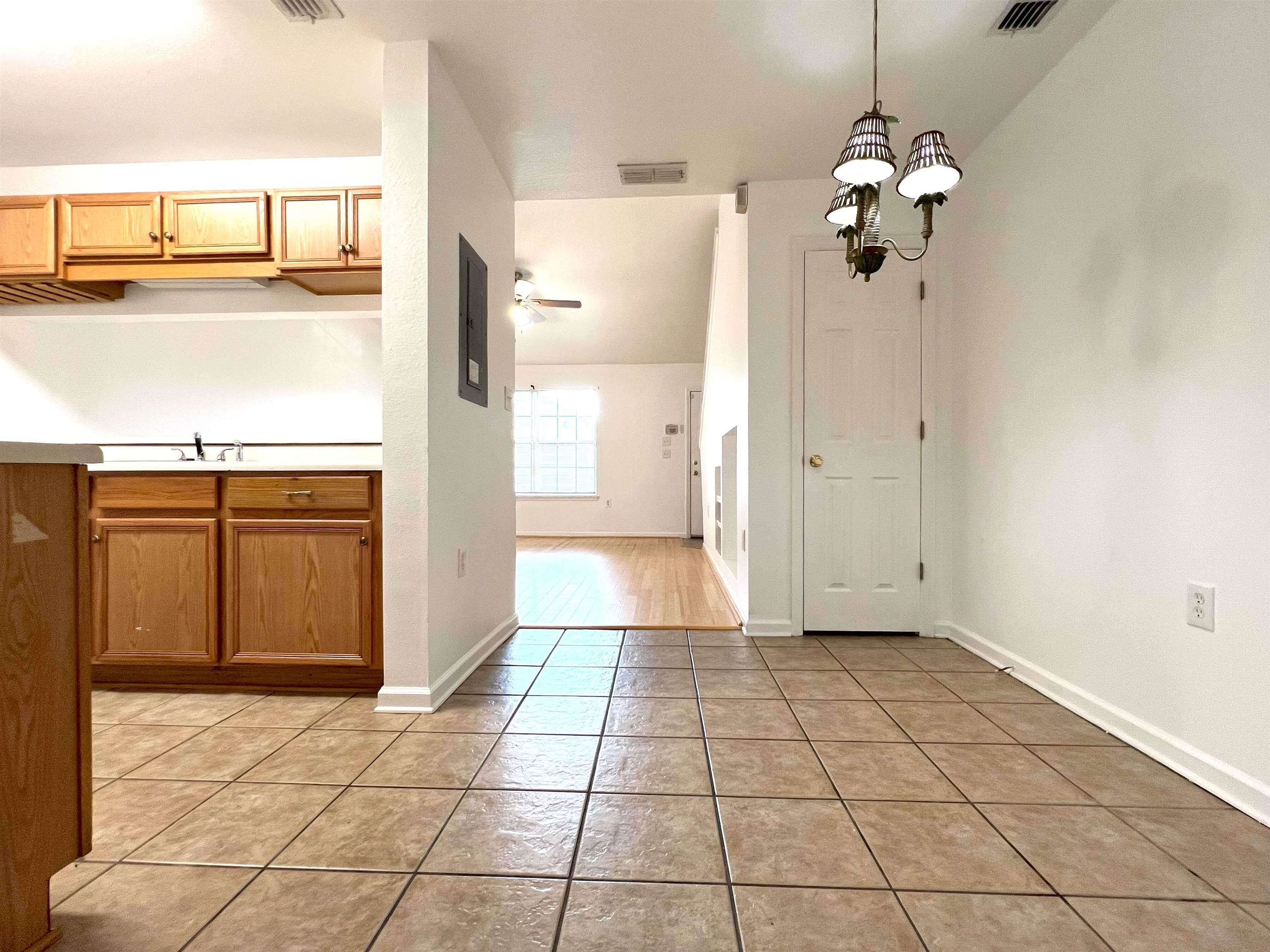 2738 W Tharpe Street #902, Tallahassee, Texas image 12
