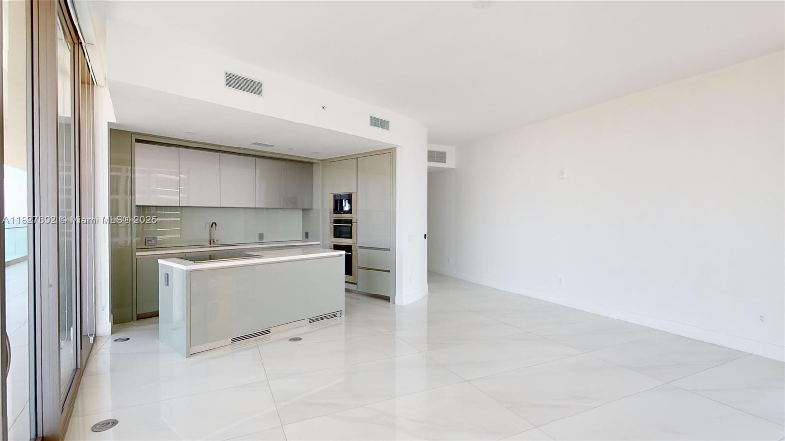 18975 Collins Ave #2405, Sunny Isles Beach FL 33160