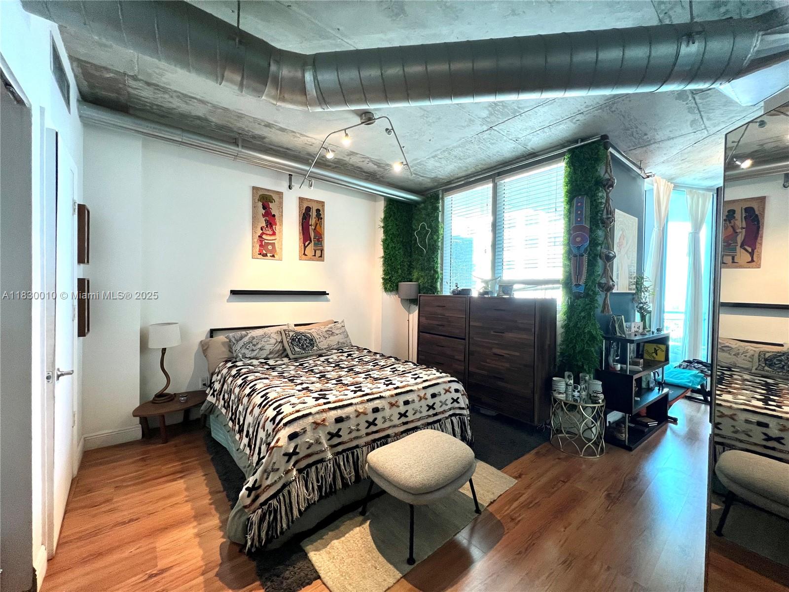690 SW 1st Ct #1934, Miami FL 33130