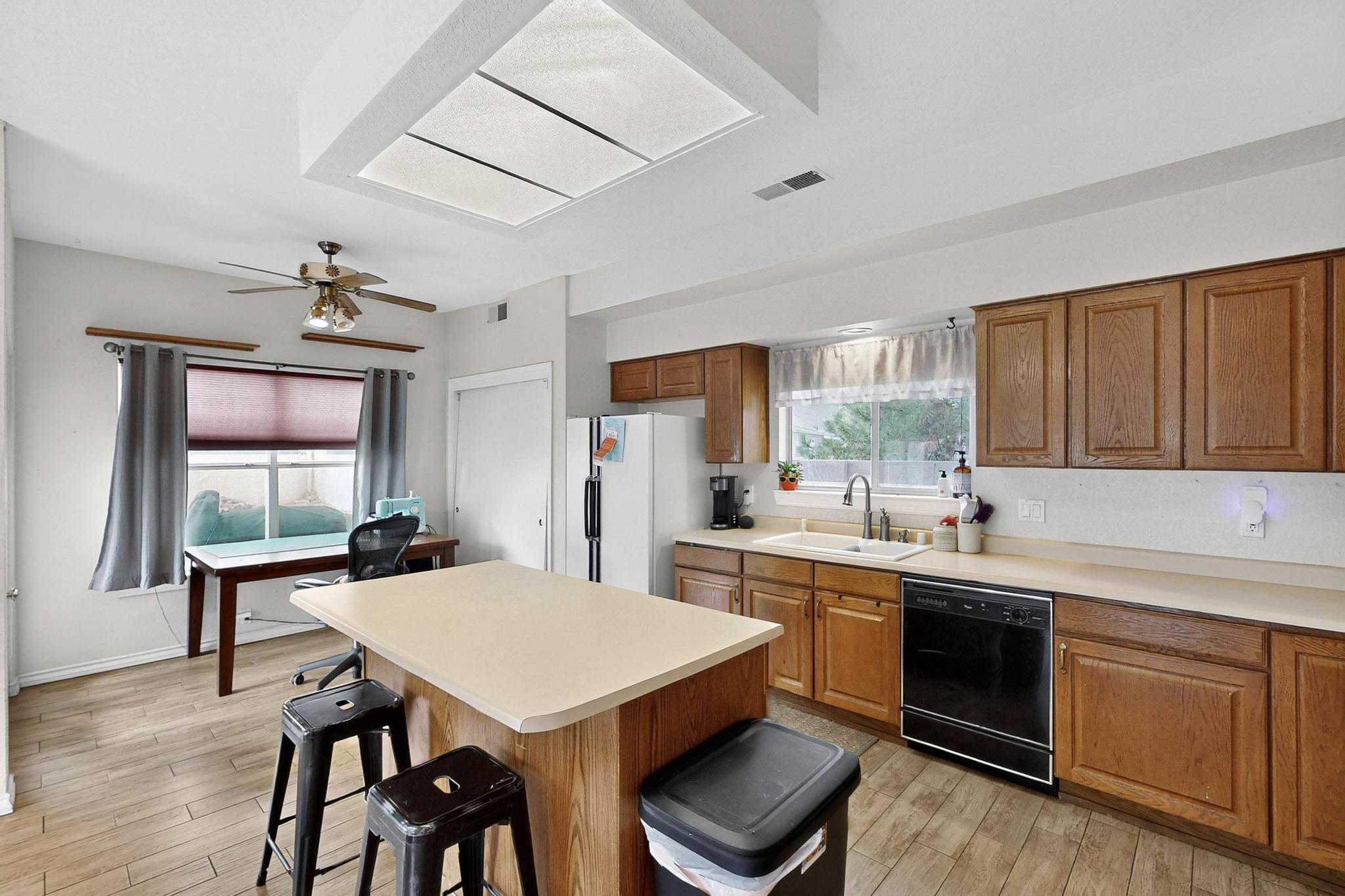 11604 JEWEL CAVE Road SE 