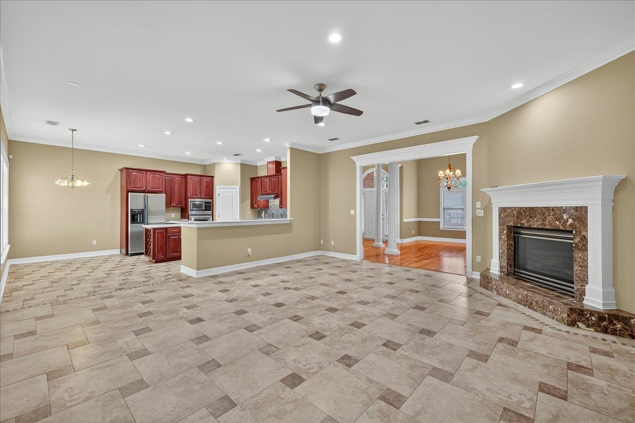 5127 Wild Rose Way, Tallahassee, Texas image 11