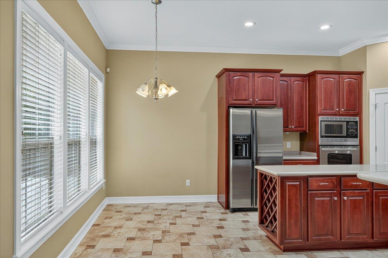 5127 Wild Rose Way, Tallahassee, Texas image 12