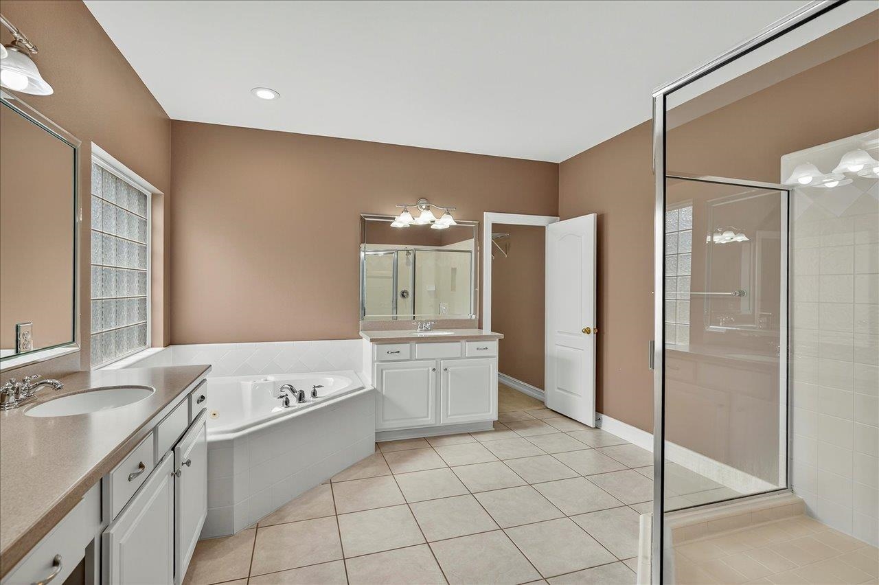 5127 Wild Rose Way, Tallahassee, Texas image 22