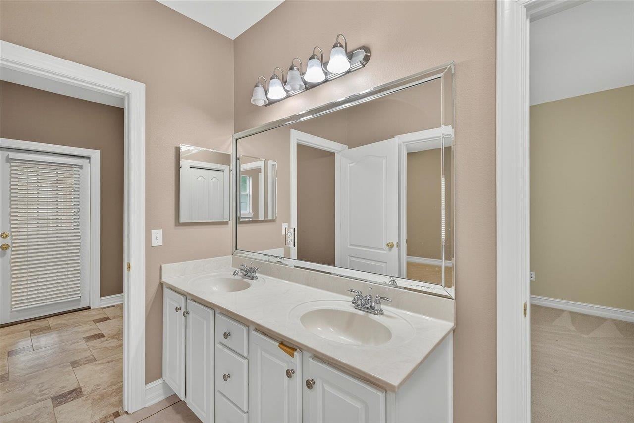 5127 Wild Rose Way, Tallahassee, Texas image 30