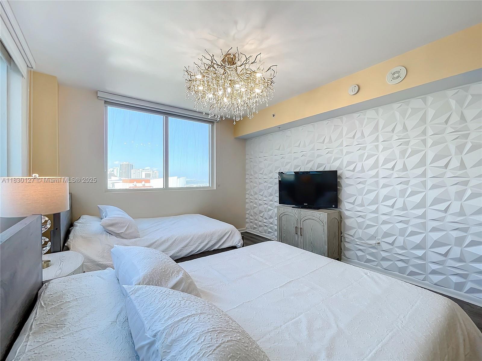 244 Biscayne Blvd #1108, Miami FL 33132