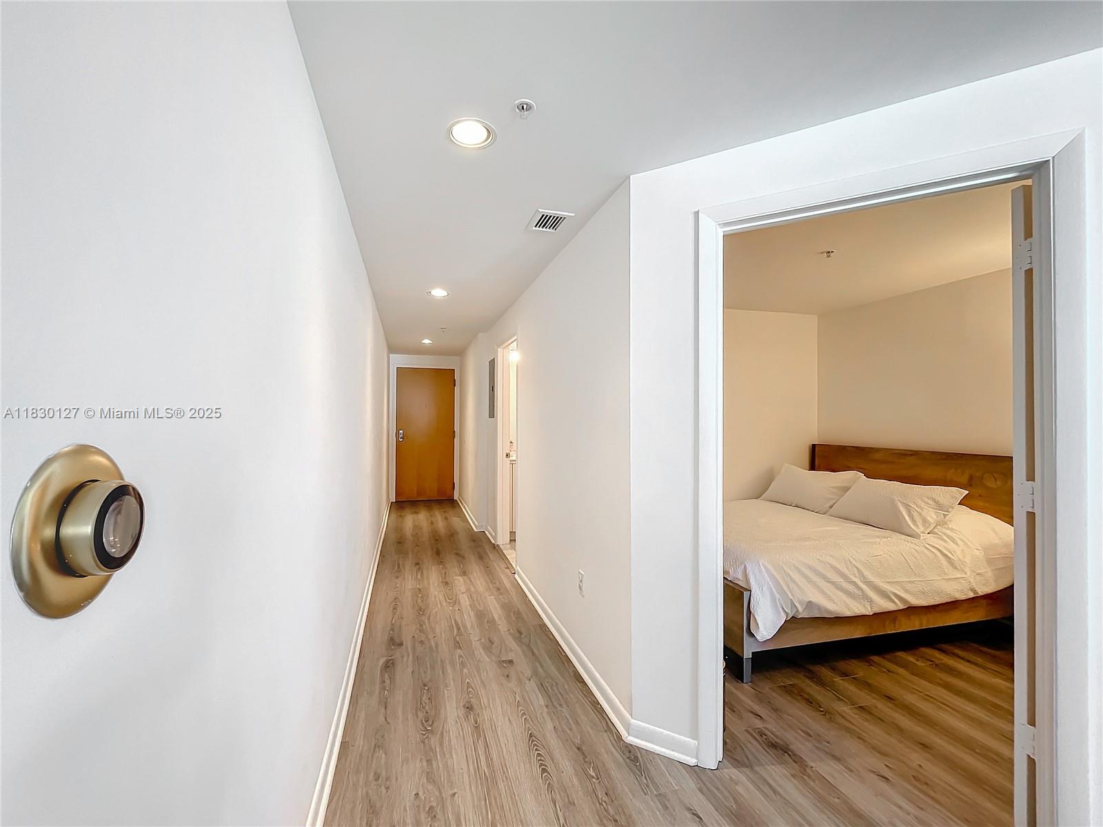 244 Biscayne Blvd #1108, Miami FL 33132